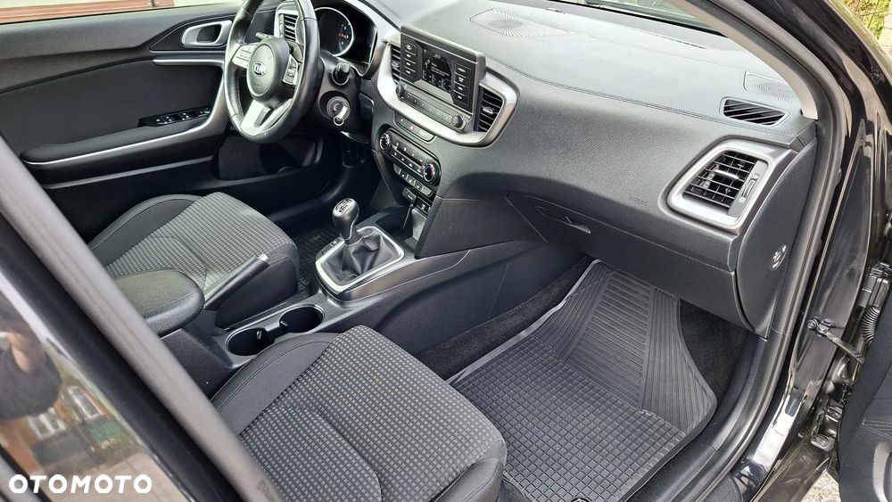Kia Ceed 1.0 T-GDI S - 30
