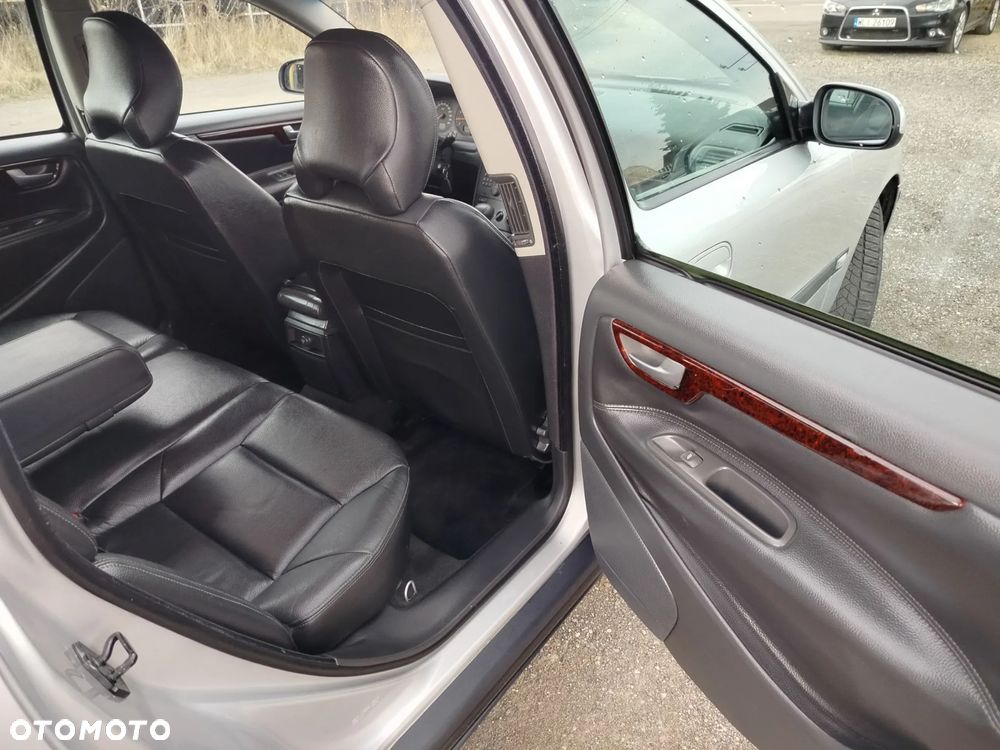 Volvo V70 - 35