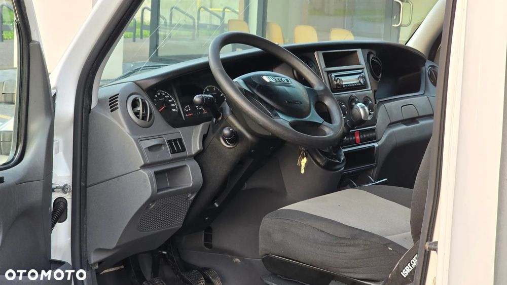 Iveco 50C15 / 3.0 150KM / KONTENER 10 PALET / BLIŹNIAKI / SALON POLSKA - 22