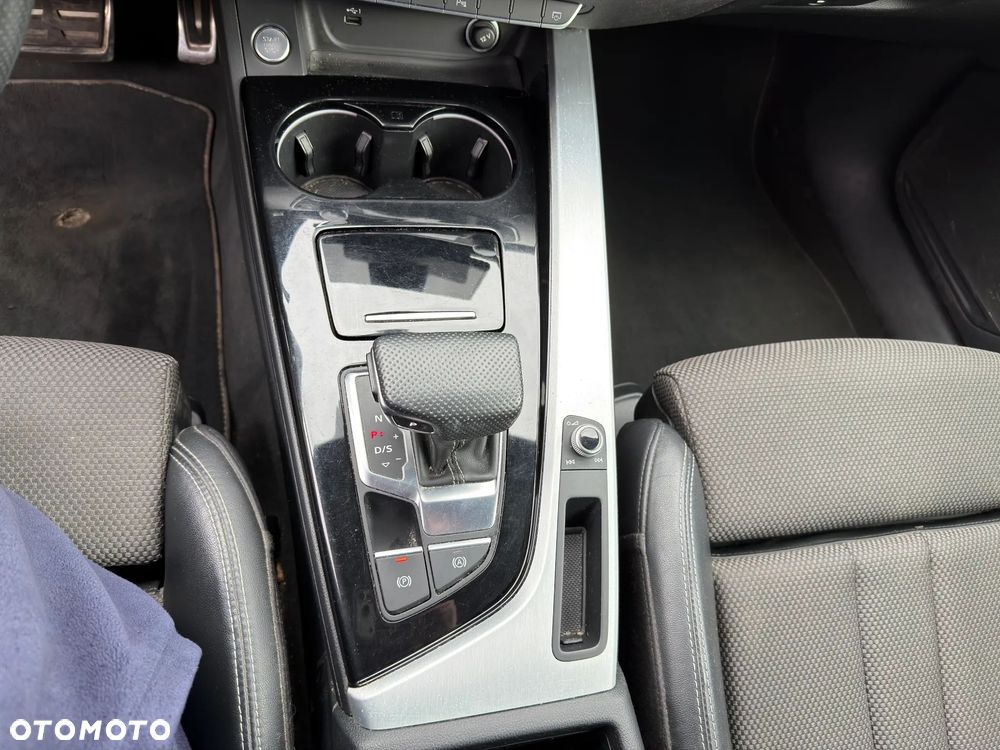 Audi A4 Avant 30 TDI S tronic S line - 21