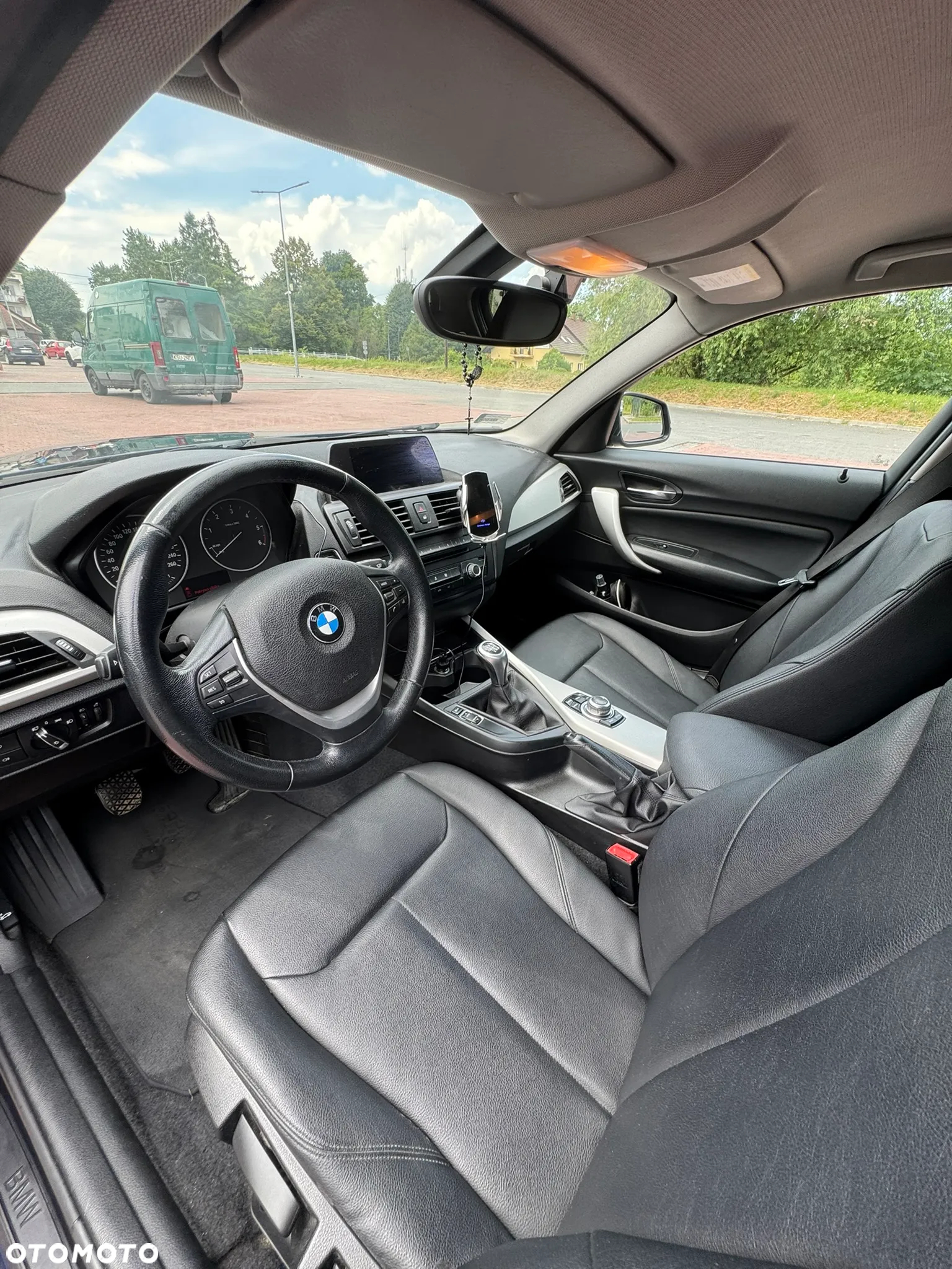 BMW Seria 1 116d - 12