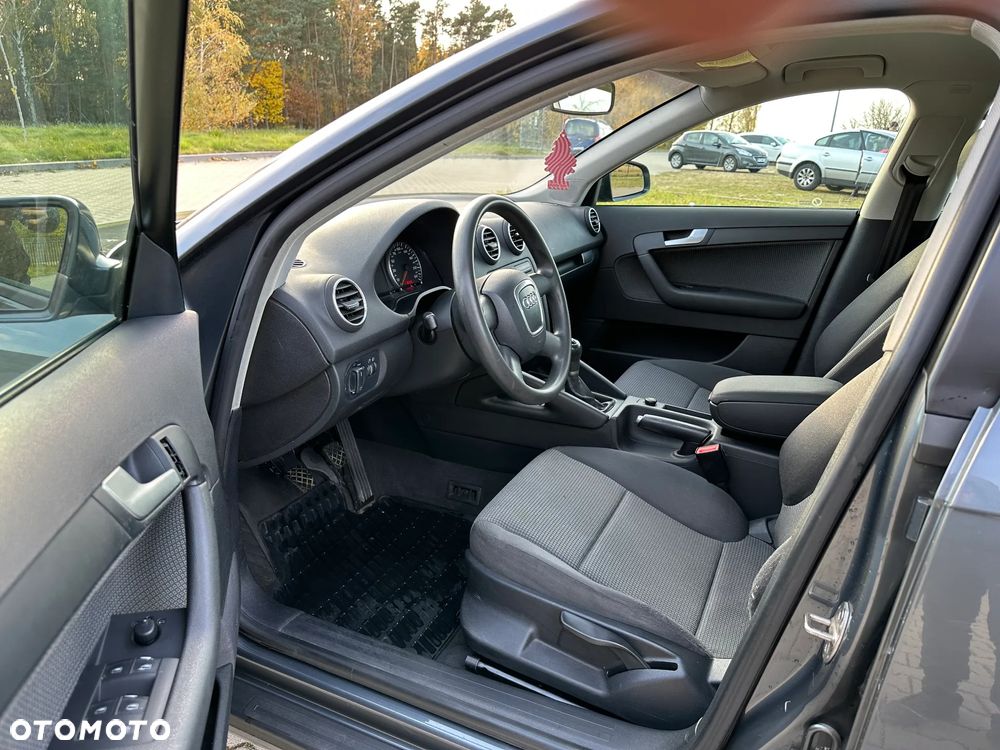 Audi A3 Sportback - 12