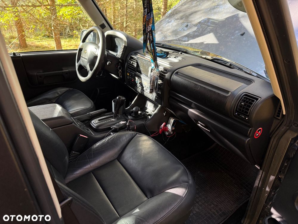 Land Rover Discovery - 11