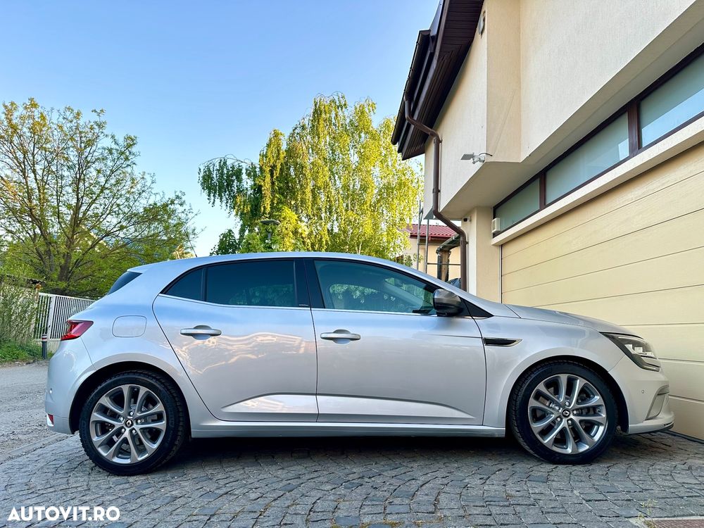 Renault Megane ENERGY TCe 205 EDC GT - 19