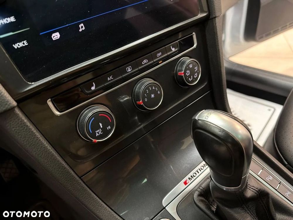 Volkswagen Golf 2.0 TSI OPF 4Motion DSG R-Line - 30