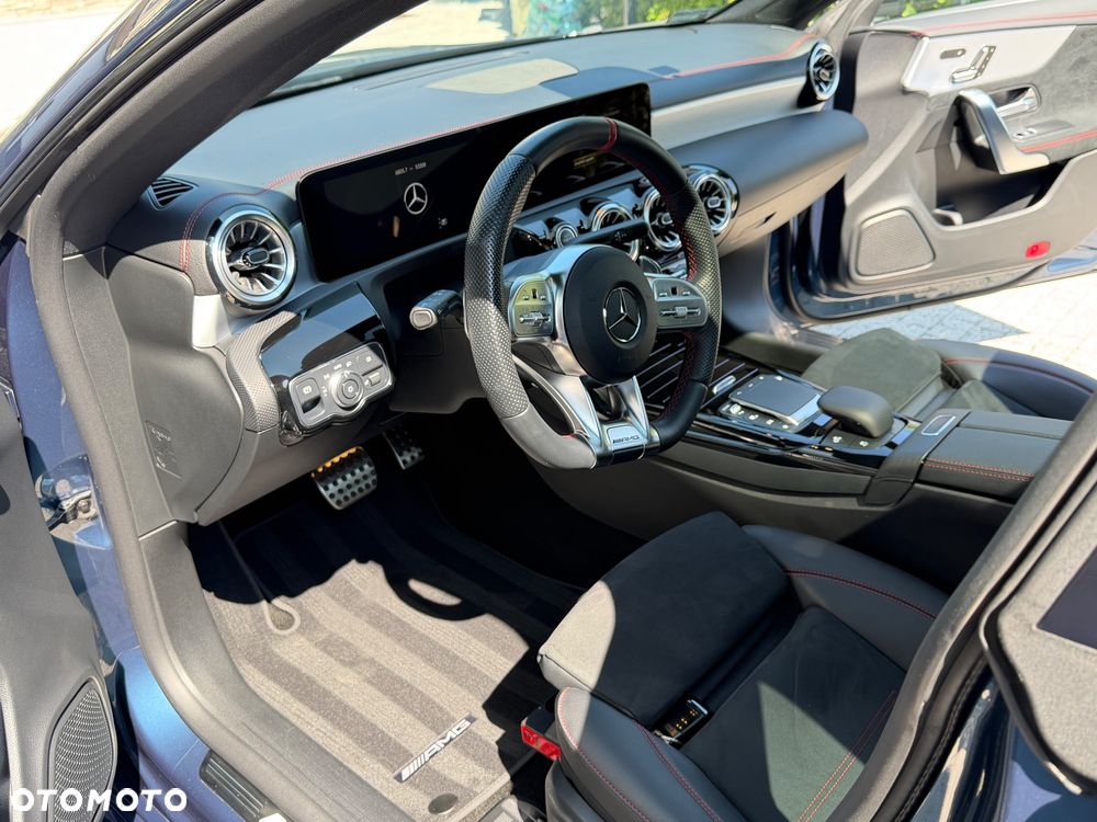 Mercedes-Benz CLA AMG 35 4-Matic 7G-DCT - 12