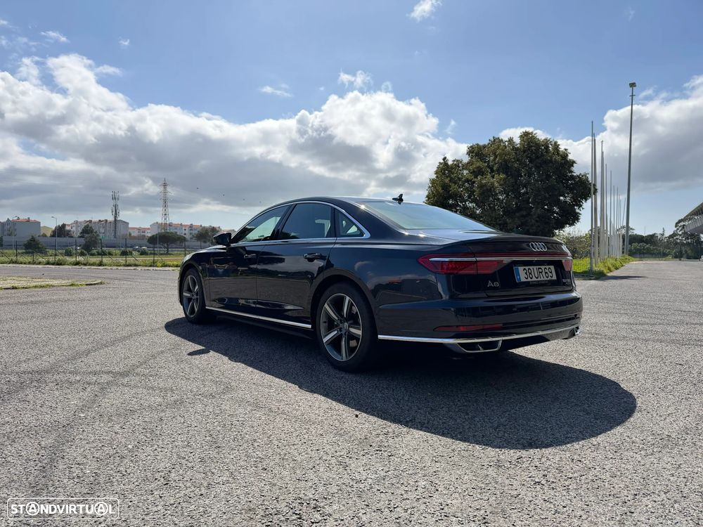 Audi A8 - 3