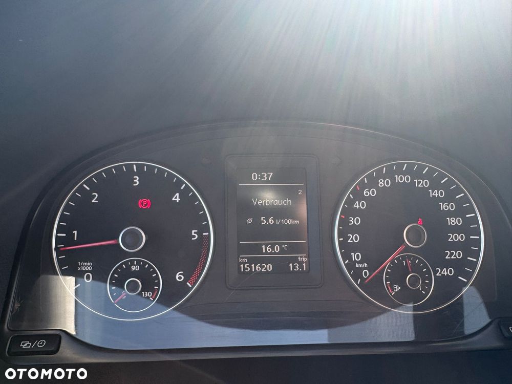 Volkswagen Touran 1.6 TDI DPF Life - 9