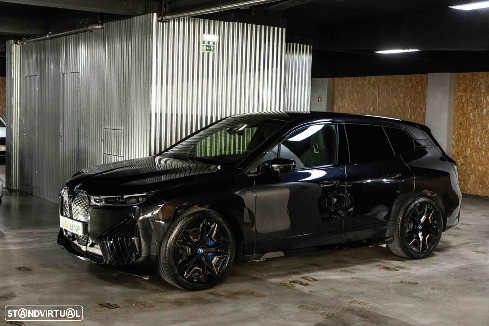 BMW iX M60 - 26