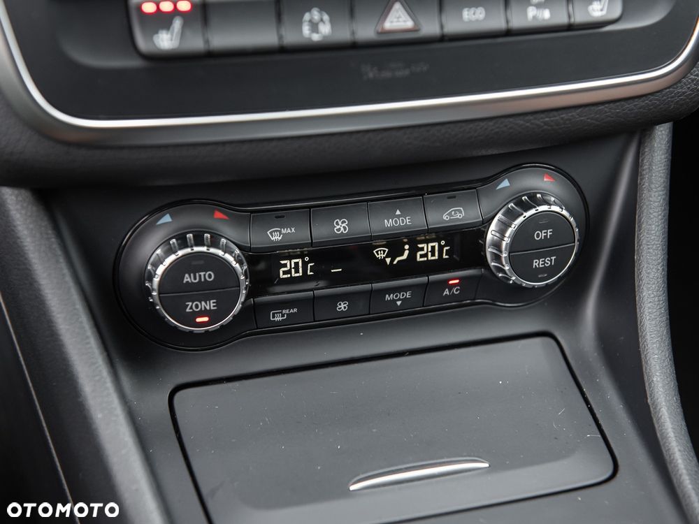 Mercedes-Benz CLA - 31