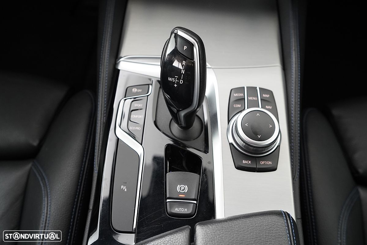 BMW 520 d Pack M Auto - 17