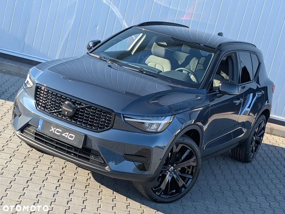Volvo XC 40 B4 AWD Ultimate Dark - 9