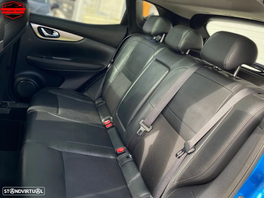 Nissan Qashqai 1.5 dCi N-Connecta - 17