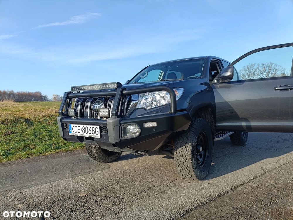 Toyota Land Cruiser LC 2.8 D-4D Prado - 1