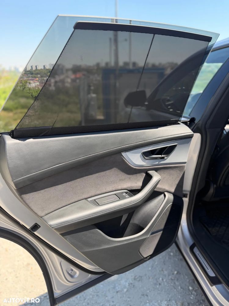 Audi Q8 - 10