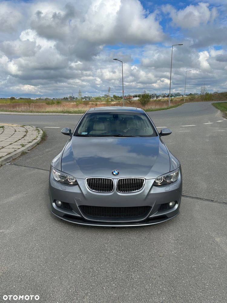 BMW Seria 3 335i - 16