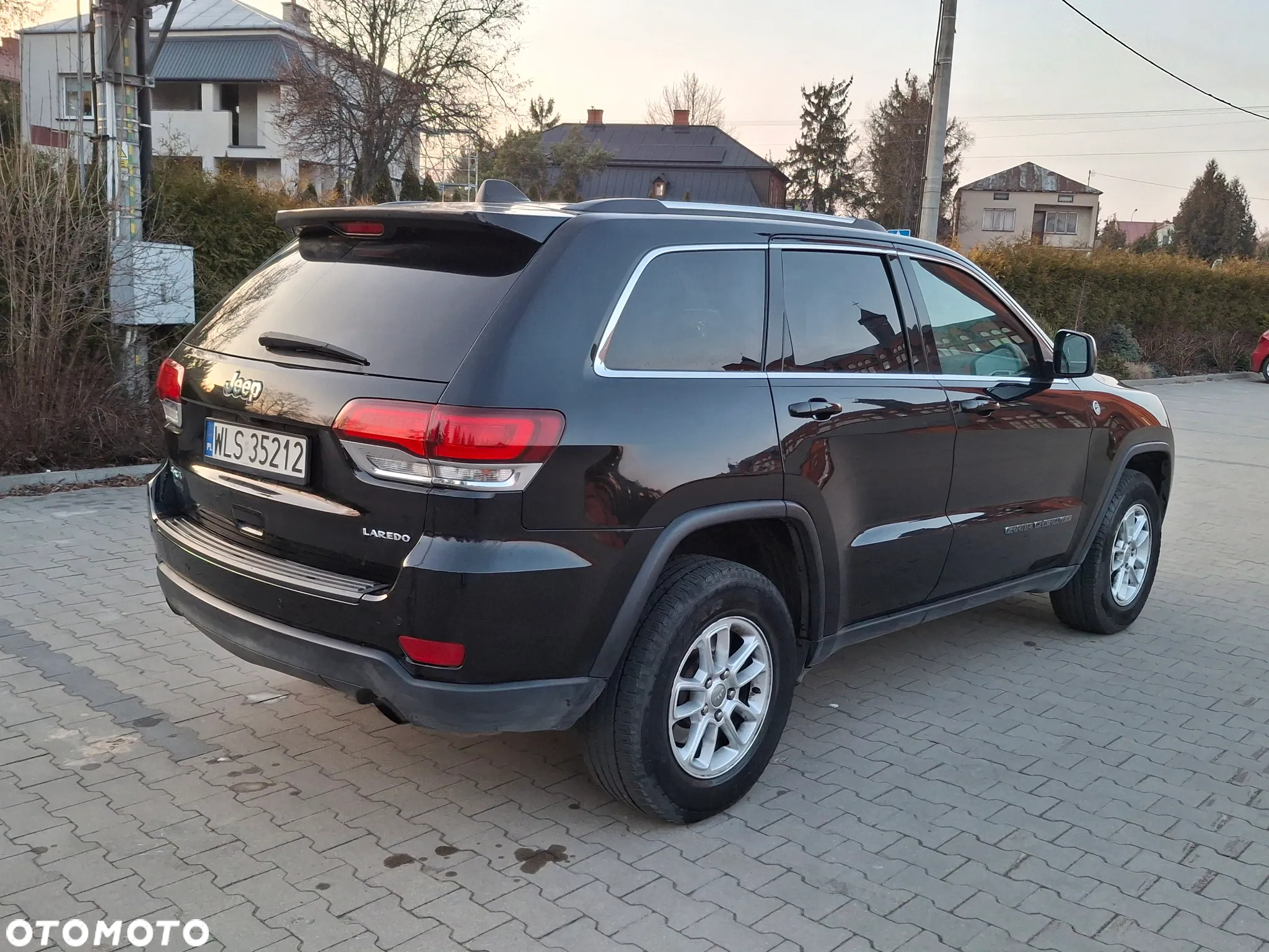 Jeep Grand Cherokee - 4
