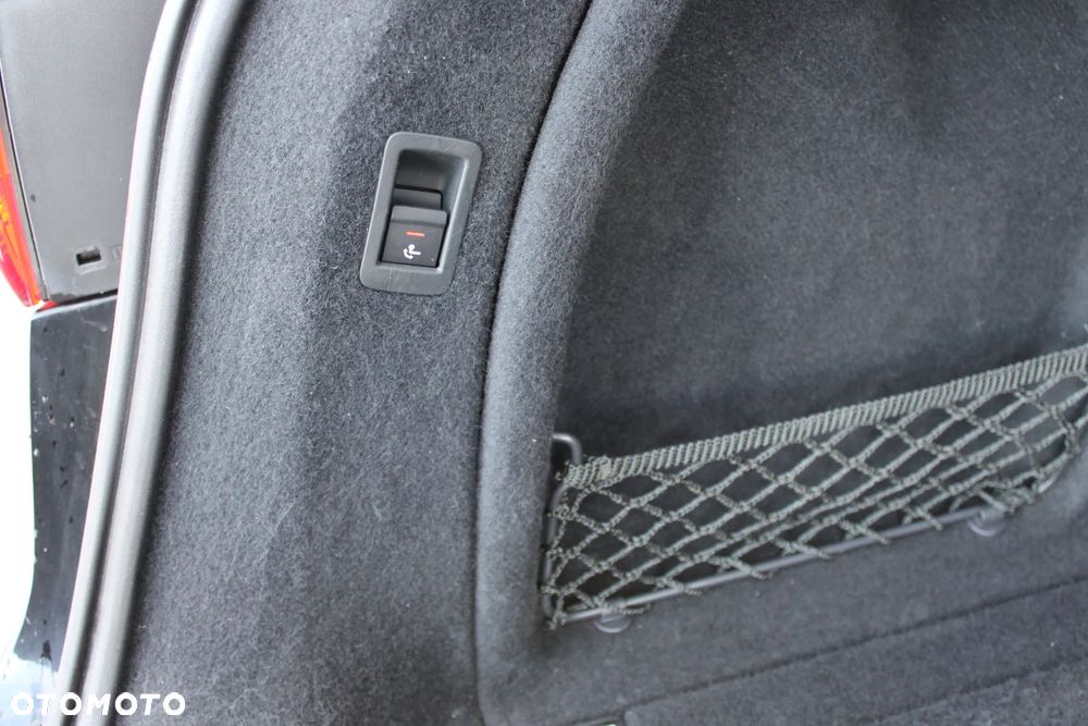 Audi A4 Avant 2.0 TDI Design S tronic - 12