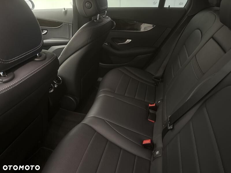 Mercedes-Benz GLC - 20