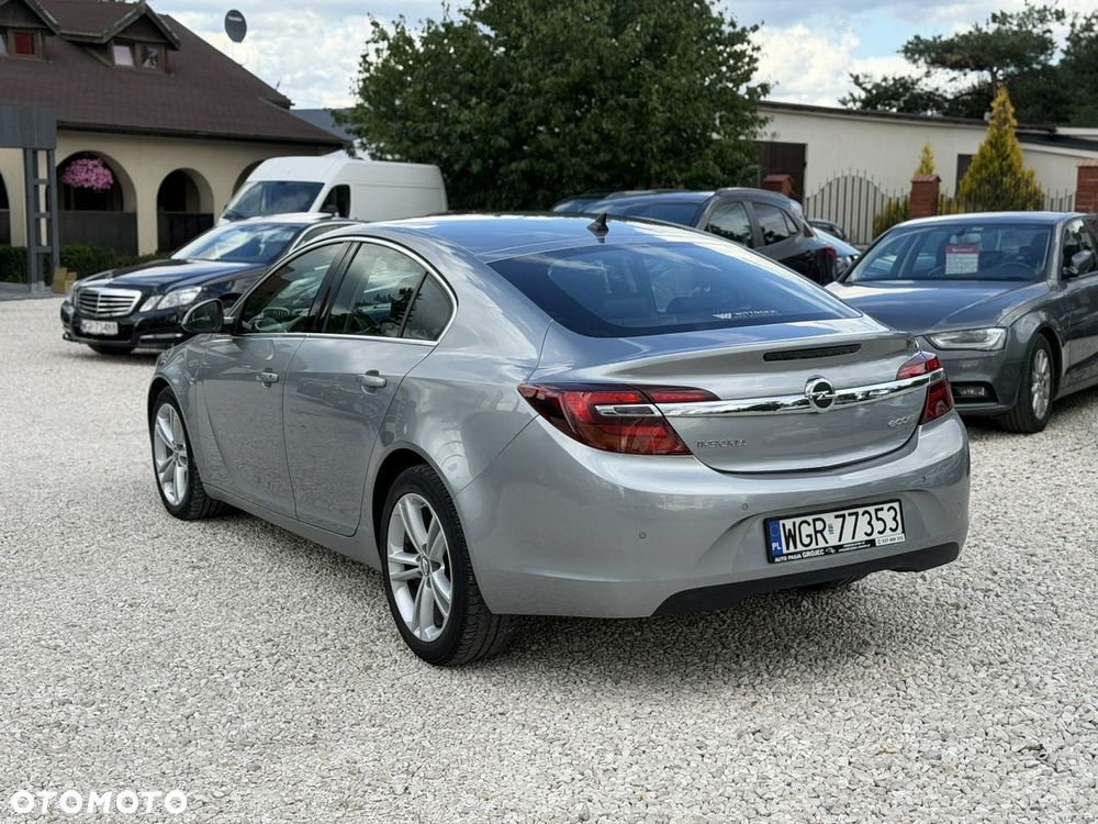 Opel Insignia - 11