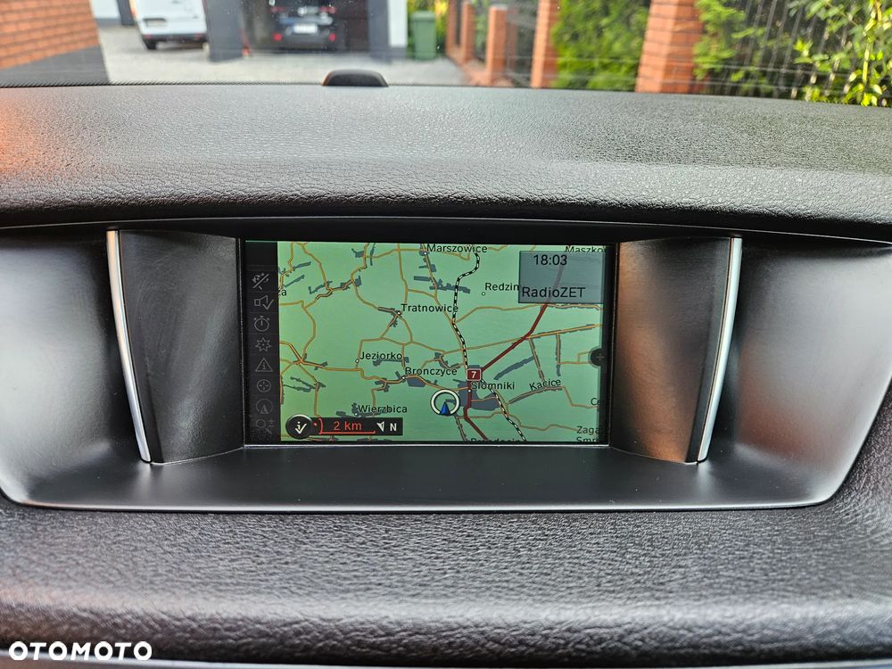 BMW X1 sDrive18d Sport Line - 19