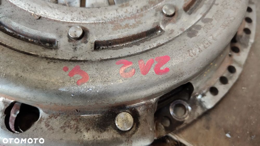 MERCEDES W204 W212 om 651 2.2 CDI KOŁO DWUMASOWE DWUMAS dwumasa sprzęgło komplet - 11