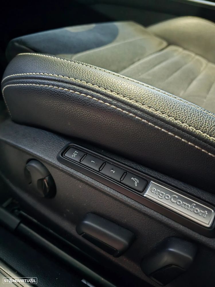 VW Passat Variant 1.4 TSI DSG GTE - 37