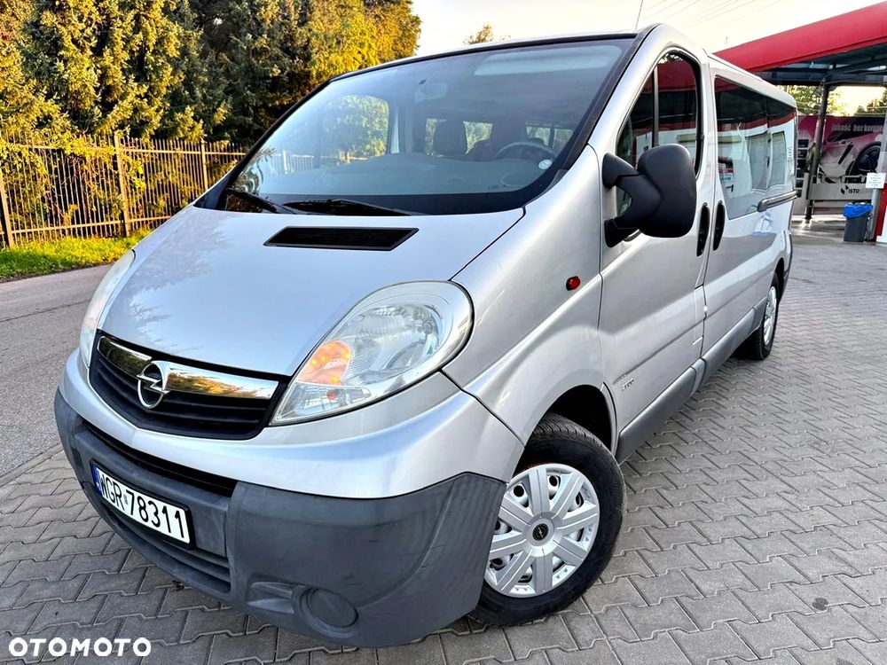 Opel Vivaro - 2