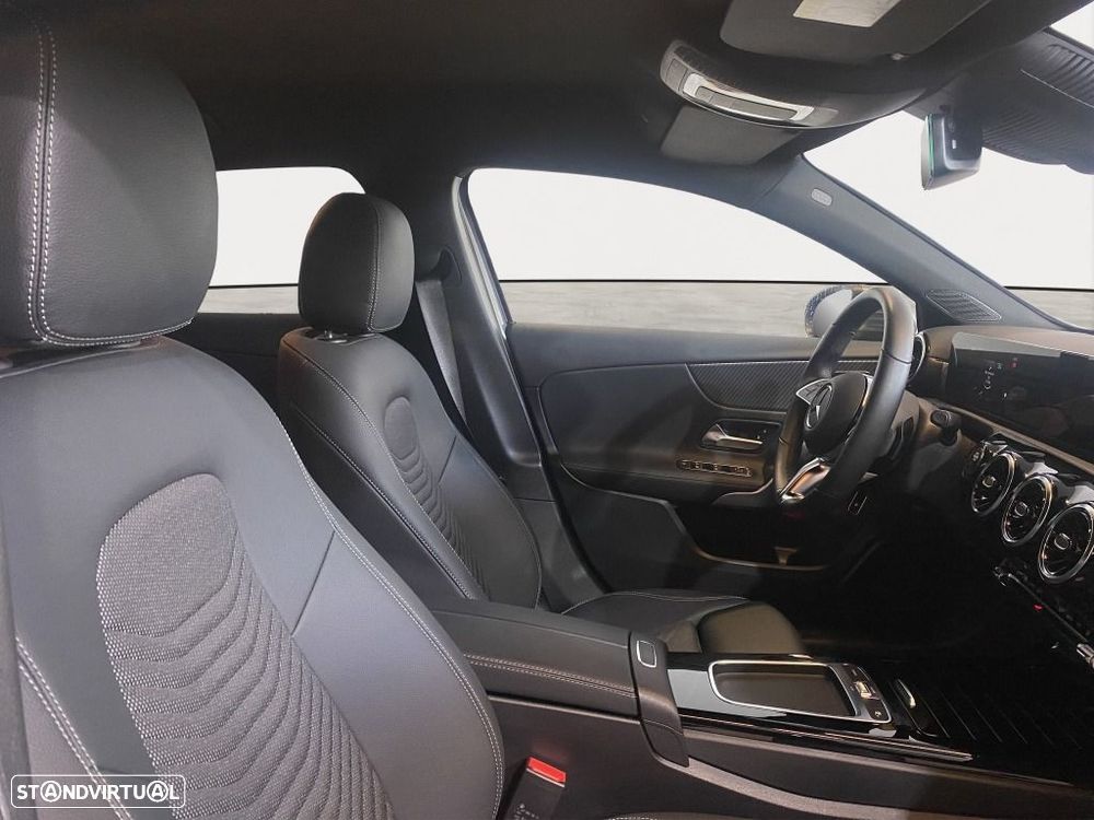 Mercedes-Benz A 250 e Progressive - 13