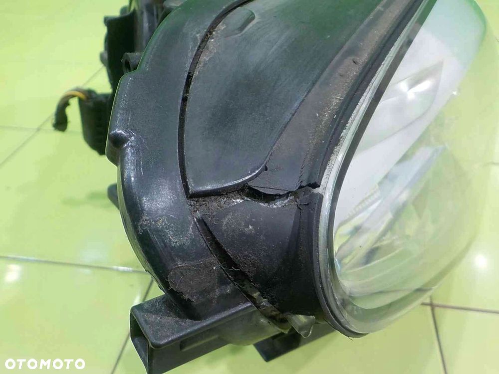 BMW 5 F10 11r 10-13 SEDAN lampa prawa przod 7203242-09 1LL010131-04 - 7