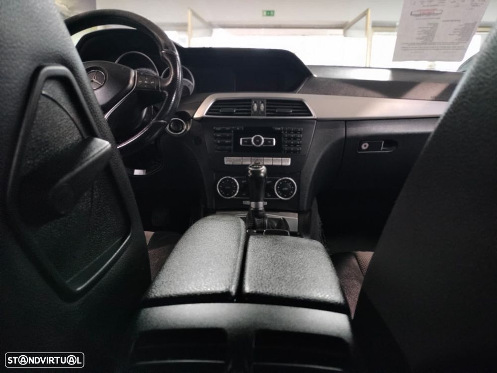 Mercedes-Benz C 200 CDi Avantgarde BlueEfficiency - 4