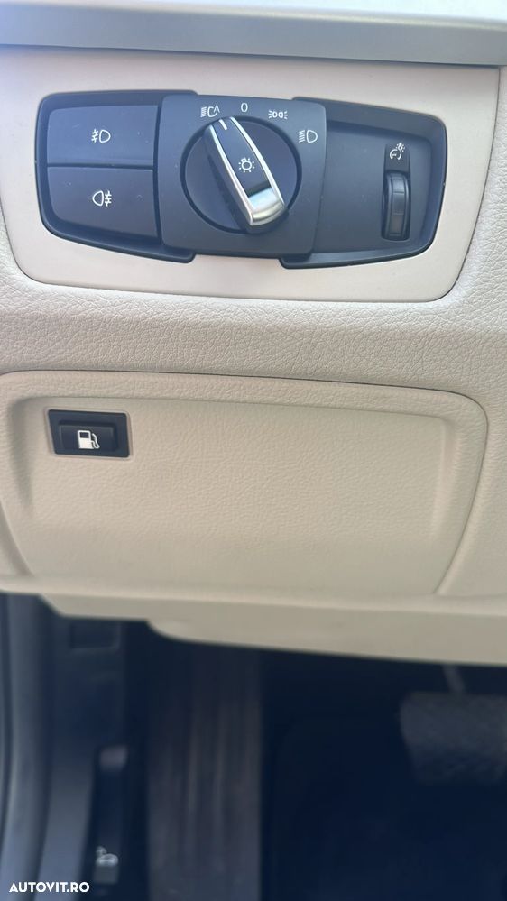 BMW Seria 3 330e iPerformance Advantage - 18