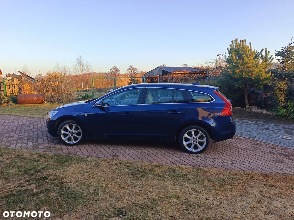 Volvo V60 D4 Ocean Race - 3