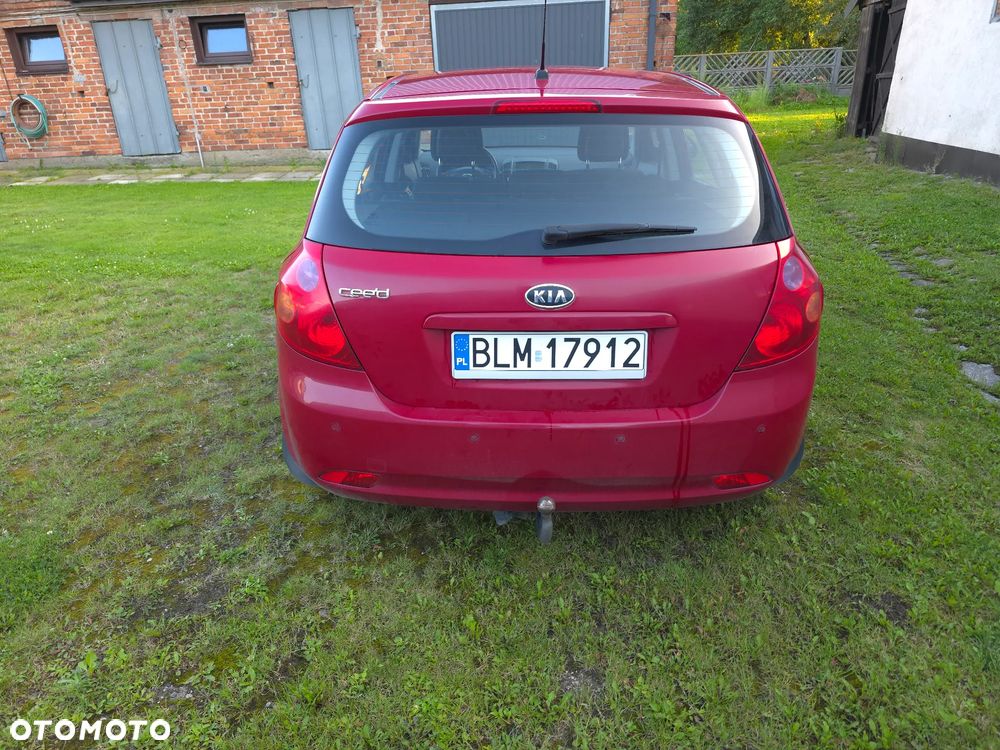 Kia Ceed 1.4 Comfort - 3