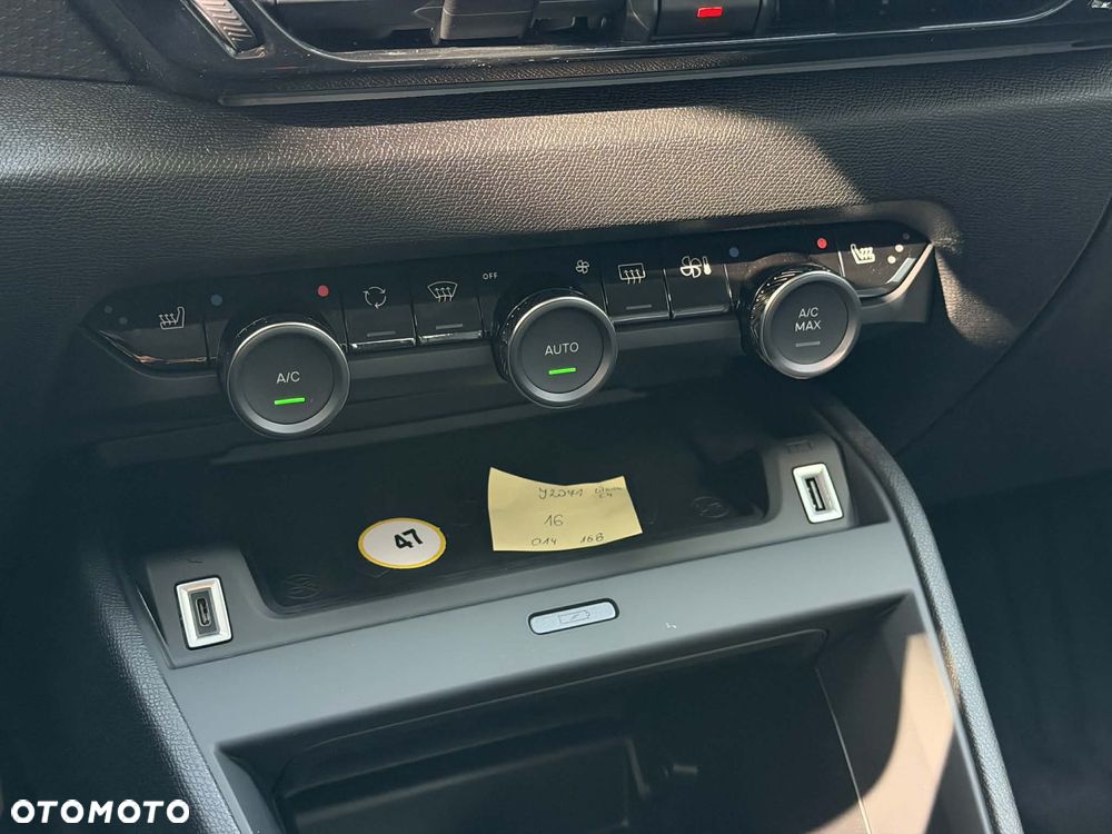 Citroën C4X 1.2 mHEV Max eDCT6 - 16