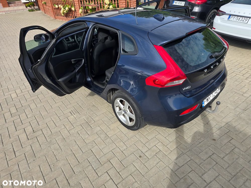 Volvo V40 - 37