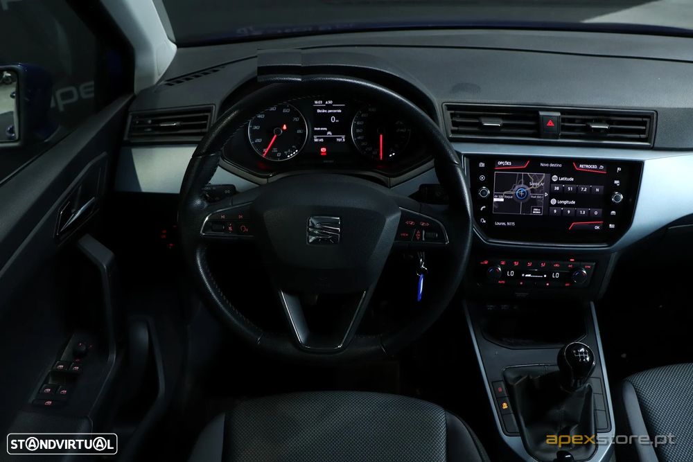 SEAT Arona 1.0 TSI Style — fotografia 6