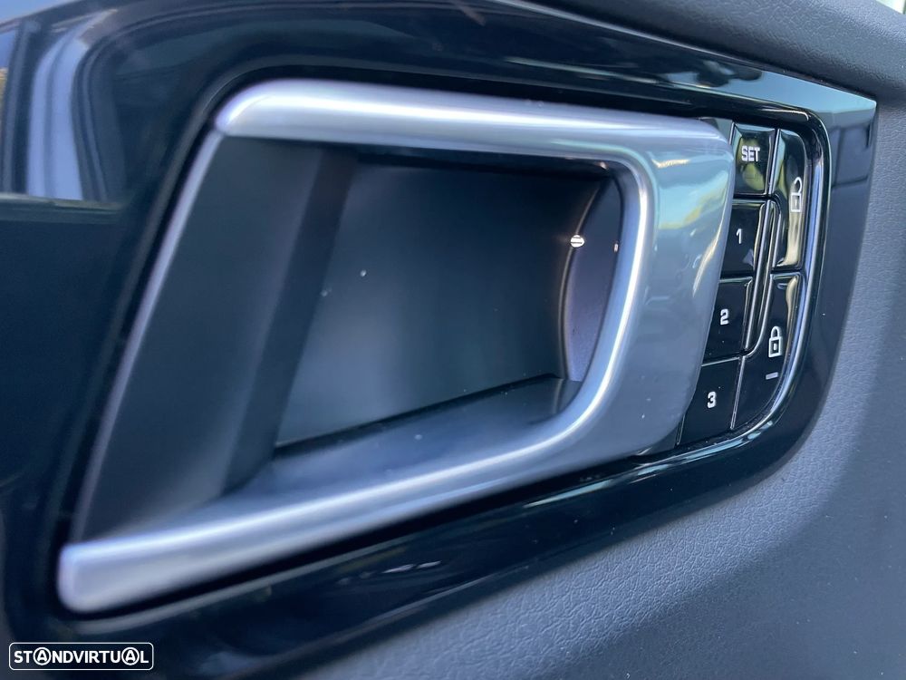 Porsche Cayenne Coupé E-Hybrid - 13