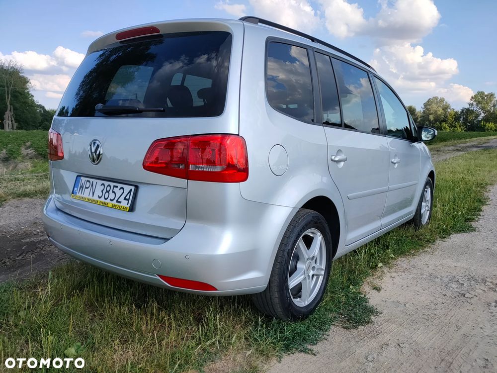 Volkswagen Touran 1.4 TSI STYLE - 20