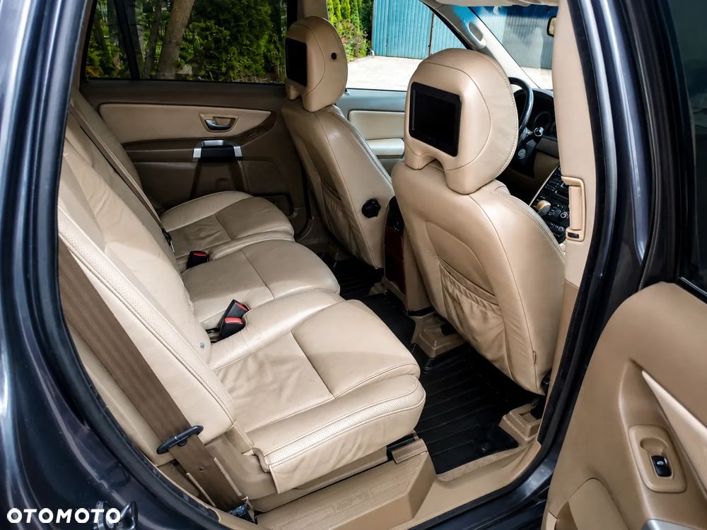 Volvo XC 90 - 10