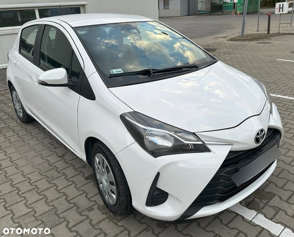 Toyota Yaris 1.5 Active - 9