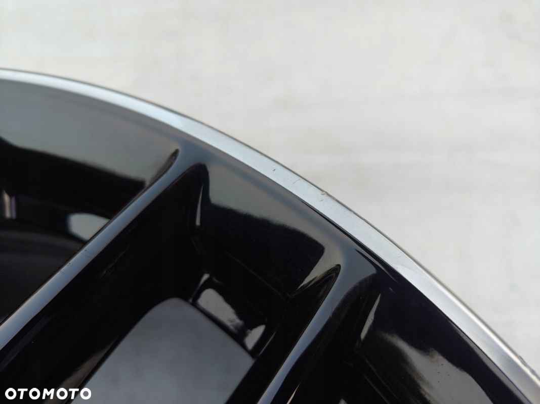 FELGA AUDI A4 B9 S LINE 18 ORYGINAŁ 8W0601025DD - 1