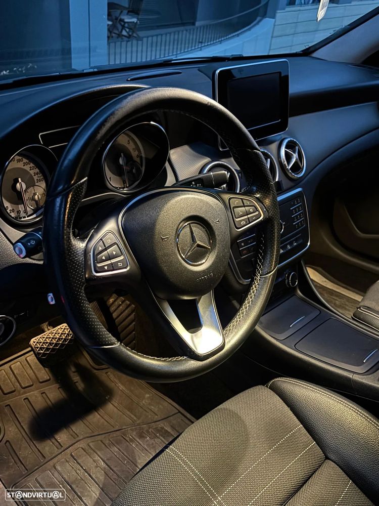 Mercedes-Benz Cla 2016 photo 2