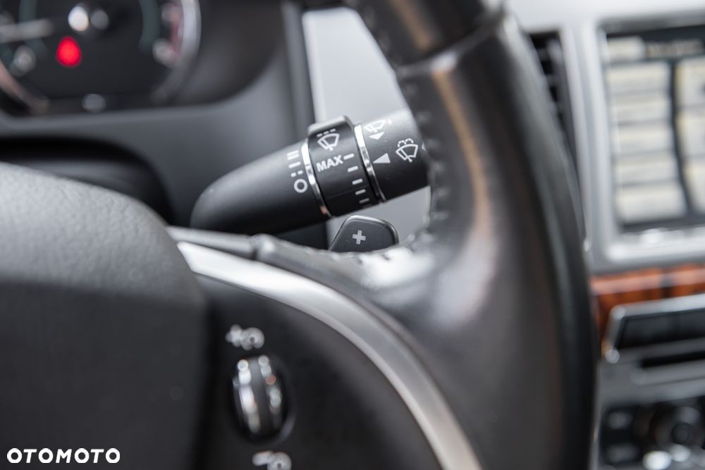 Jaguar XF 3.0 V6 Kompressor AWD - 23
