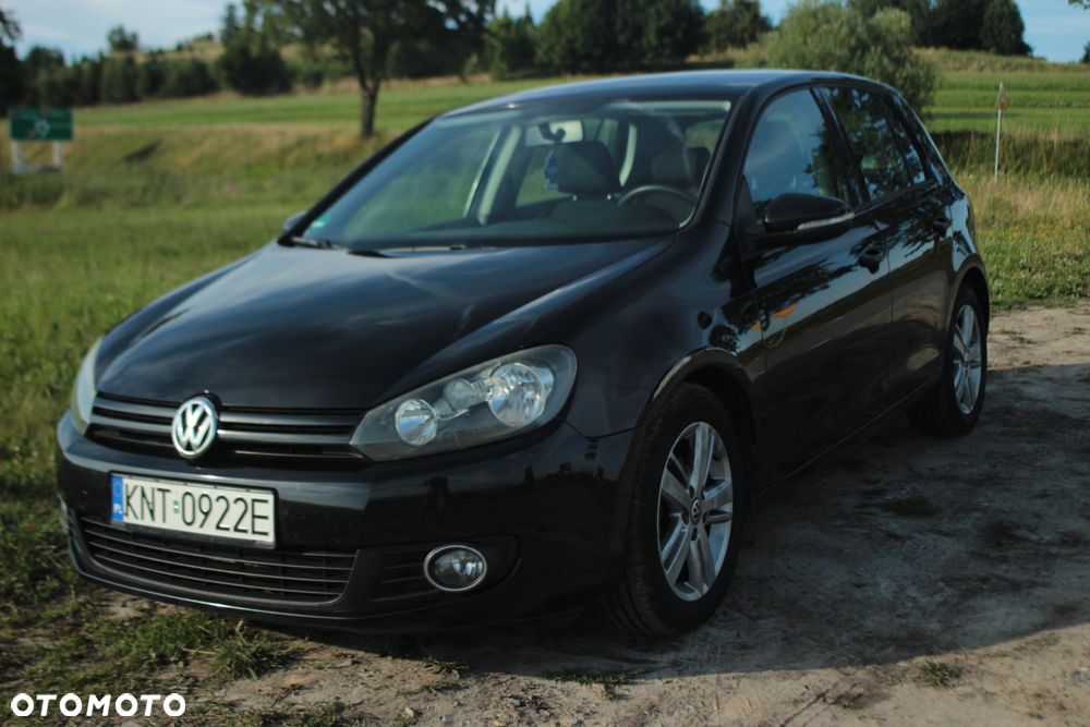 Volkswagen Golf - 1