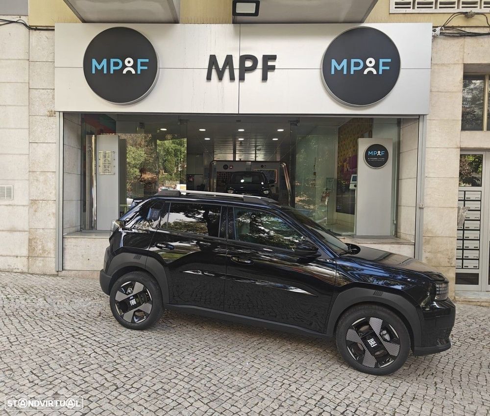 Fiat Grande Panda 1.2 Hybrid La Prima eDCT - 2