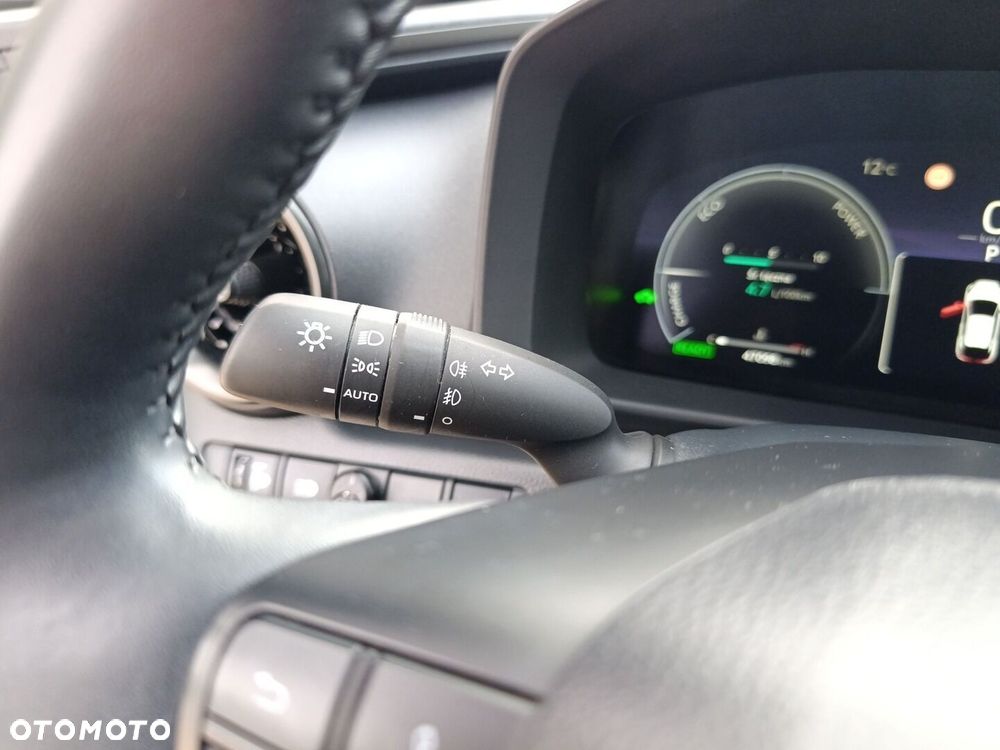 Toyota C-HR 1.8 Hybrid Style - 32