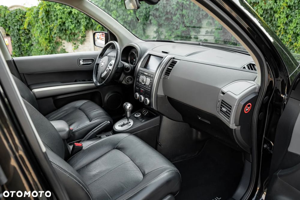 Nissan X-Trail 2.0 dCi 4x4 DPF Automatik Platinum - 24