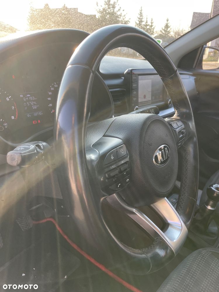 Kia Stonic 1.2 Dream-Team Edition - 12