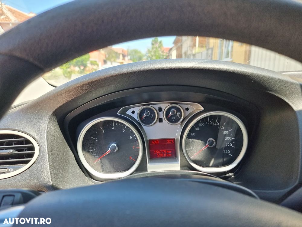 Ford Focus 1.6 Ti-VCT Trend - 1